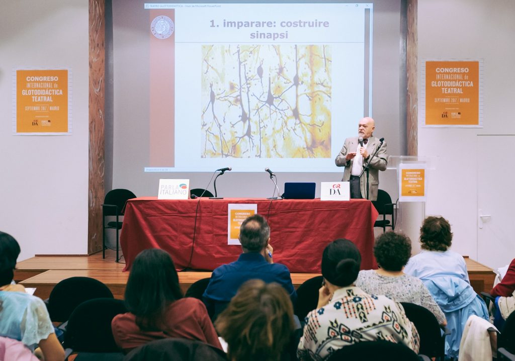 Il Professor Balboni a Madrid nel IIIº Convegno Internazionale di Glottodidattica Teatrale in Spagna