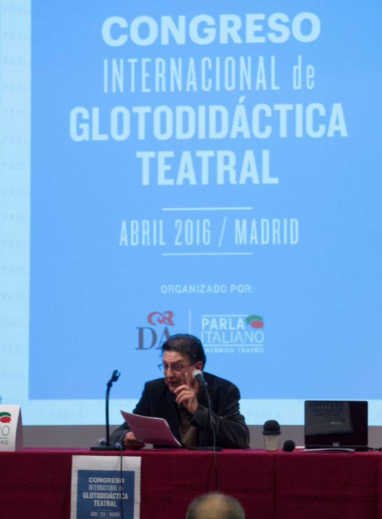 Profesor Luis Araújo II Congreso Internacional de Glotodidáctica Teatral de España