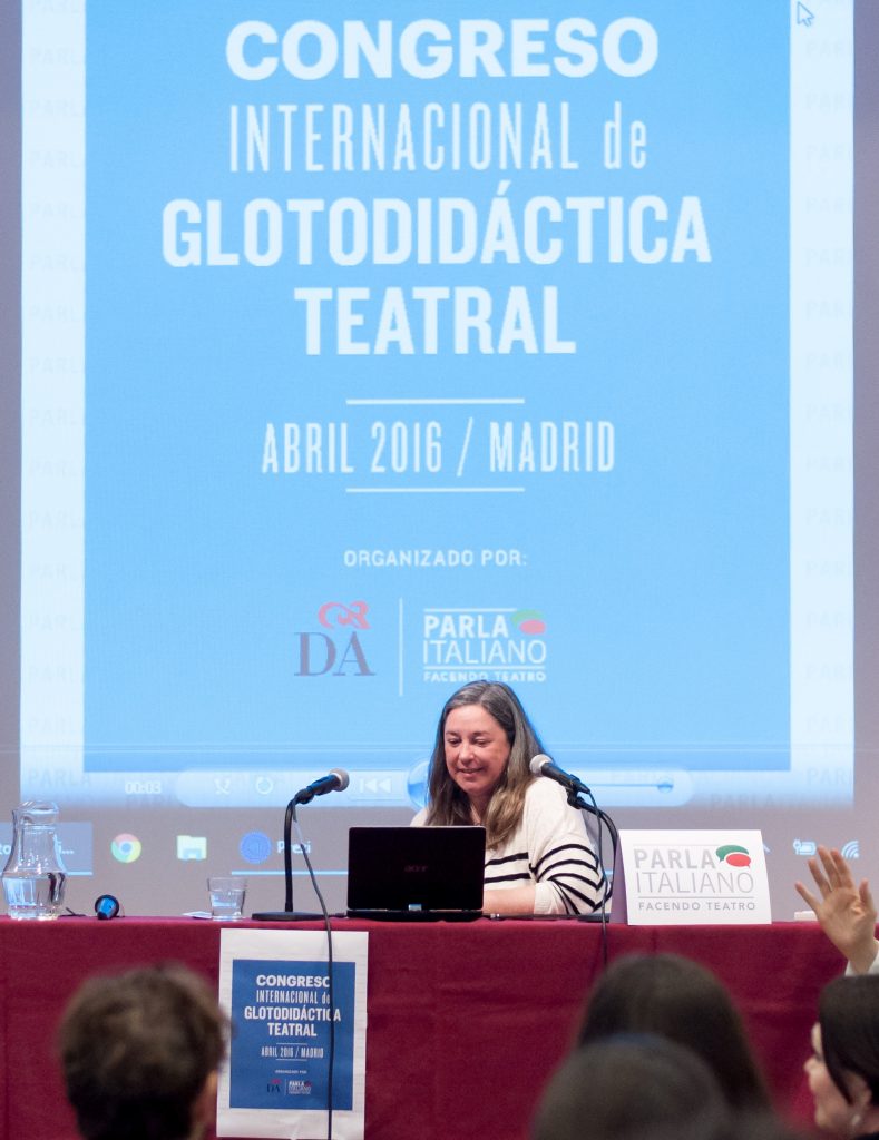 Profesora Ana María Gimeno Sanz_II Congreso Internacional de Glotodidáctica Teatral en España